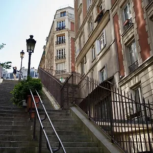 Apartamento Duplex De Charme Au Coeur De Montmartre París